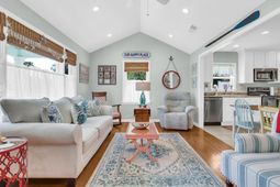 94 Cedar Ave. photo 4