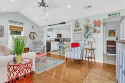 94 Cedar Ave. photo 4