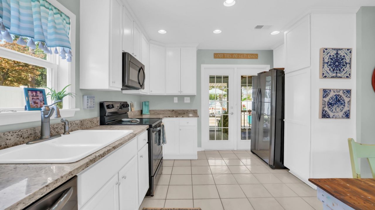 94 Cedar Ave. Photo 8