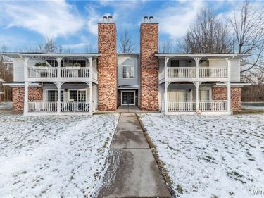 1105 Youngs Road, Unit F, Buffalo, NY 14221