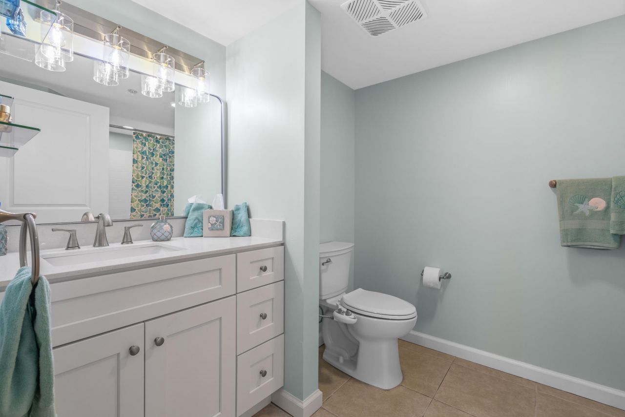 1819 N Ocean Blvd. Photo 28