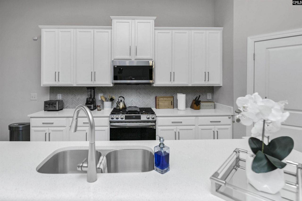 208 Doe Meadow Lane  Photo 14