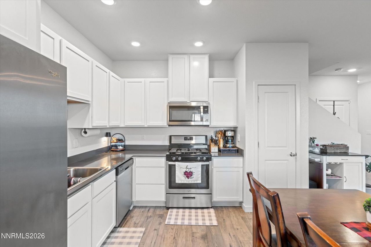 8803 Sky Wind Road, Reno, NV 89506 Photo