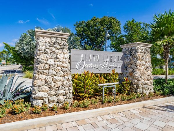 25 E Playa Largo Boulevard, KEY LARGO, FL 33037