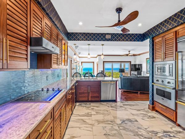 5960 Peninsular Avenue, Unit 105, Stock Island, FL 33040