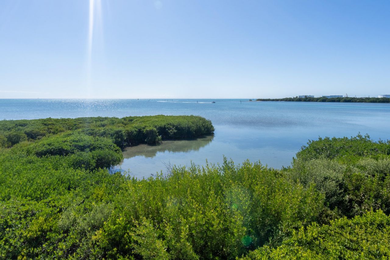 5960 Peninsular Avenue, Unit 105, Stock Island, FL 33040 Photo