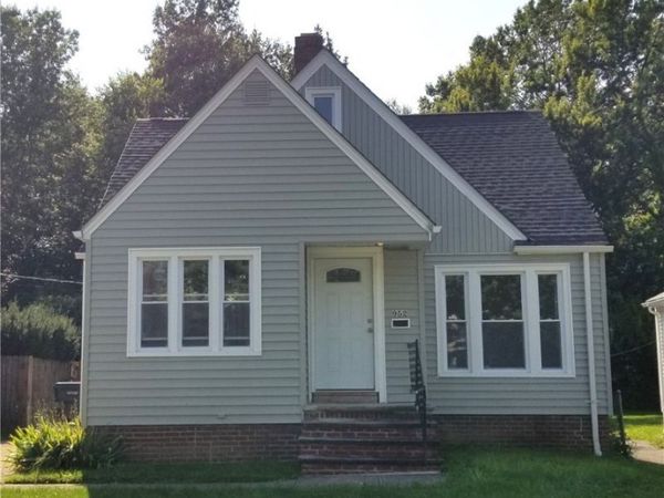 952 Elbon Road, Cleveland, OH 44121