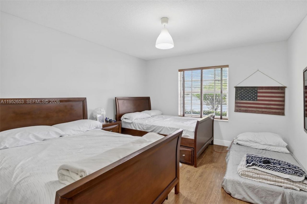 13262 NW 15th St, Pembroke Pines, FL 33028 Photo