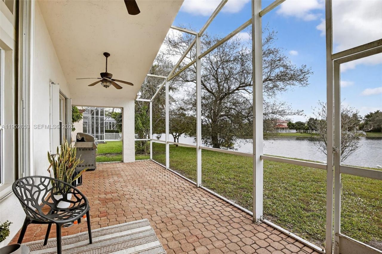 13262 NW 15th St, Pembroke Pines, FL 33028 Photo