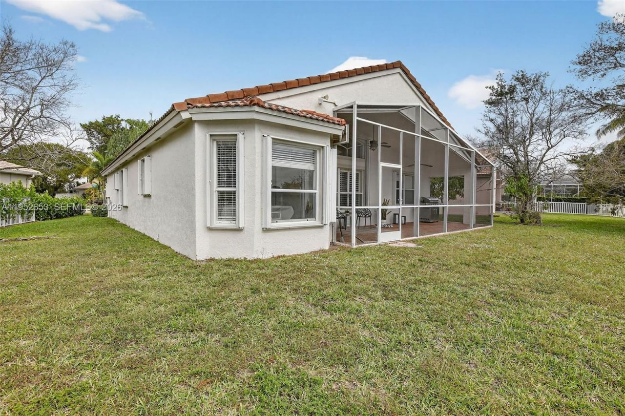 13262 NW 15th St, Pembroke Pines, FL 33028 Photo