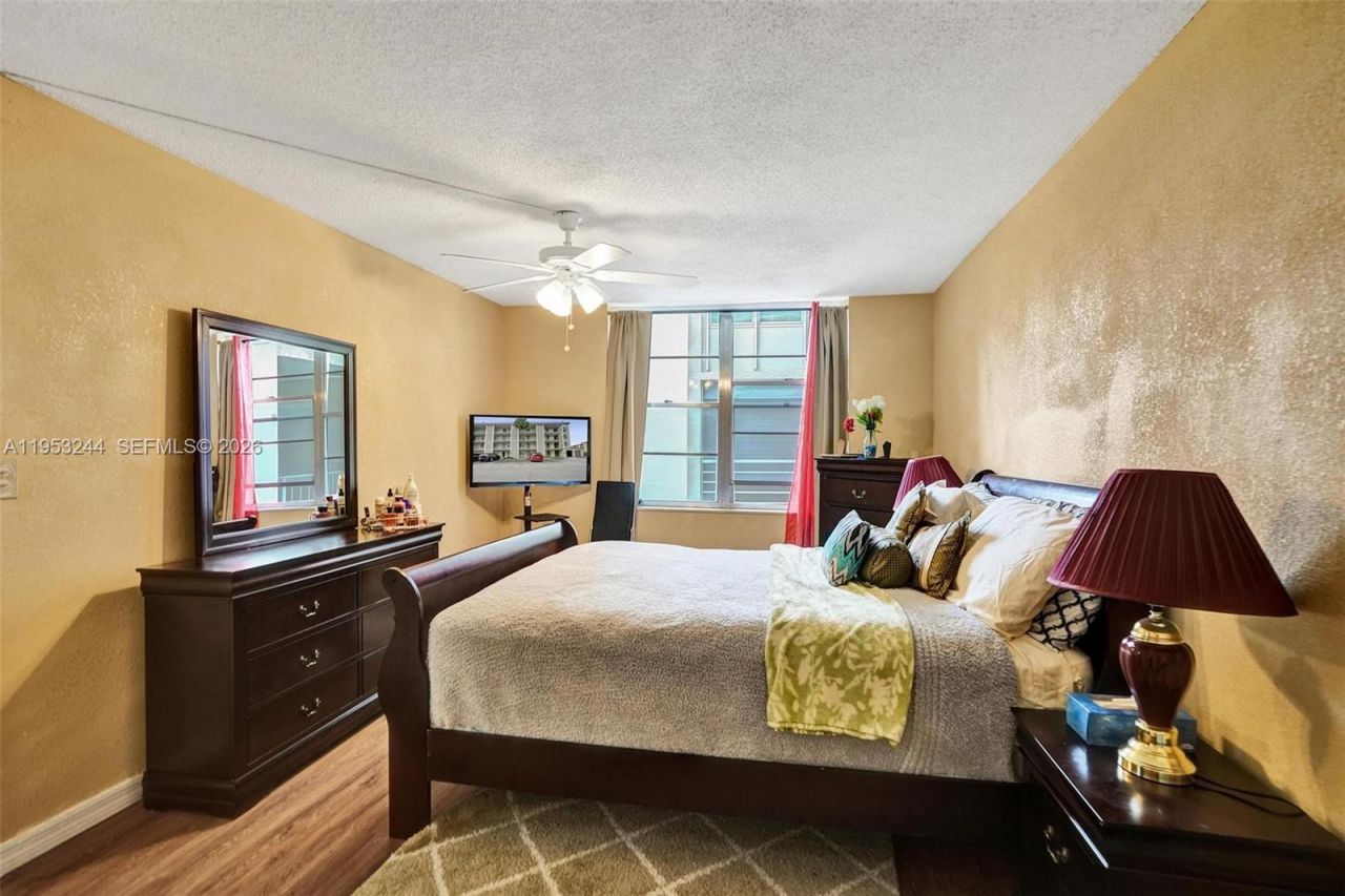 2999 NW 48th Ave, Unit 245, Lauderdale Lakes, FL 33313 Photo