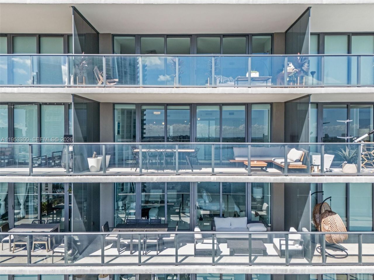 650 NE 32 St, Unit 2703, Miami, FL 33137 Photo