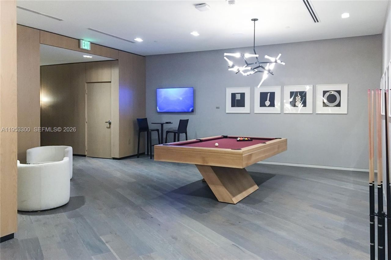 650 NE 32 St, Unit 2703, Miami, FL 33137 Photo