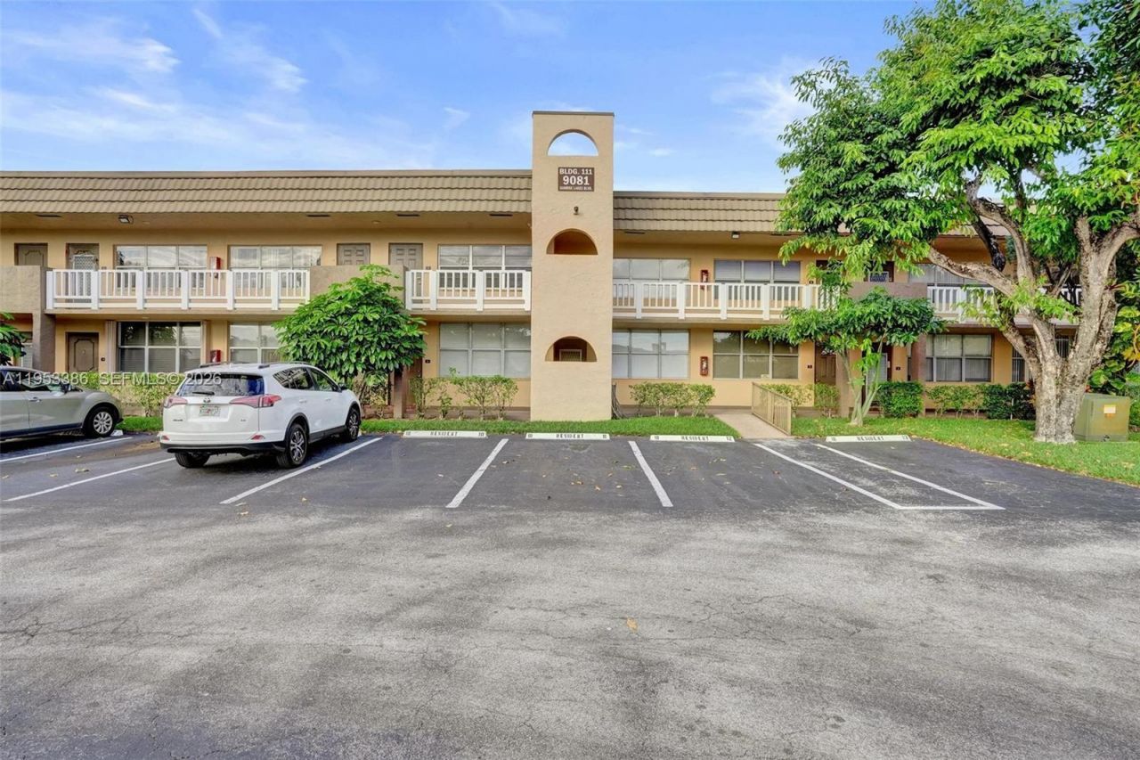 9081 Sunrise Lakes Blvd, Unit 107, Sunrise, FL 33322 Photo