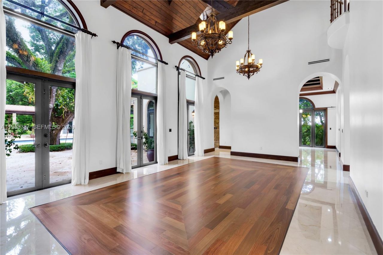 9801 SW 60th Ct, Pinecrest, FL 33156 Photo