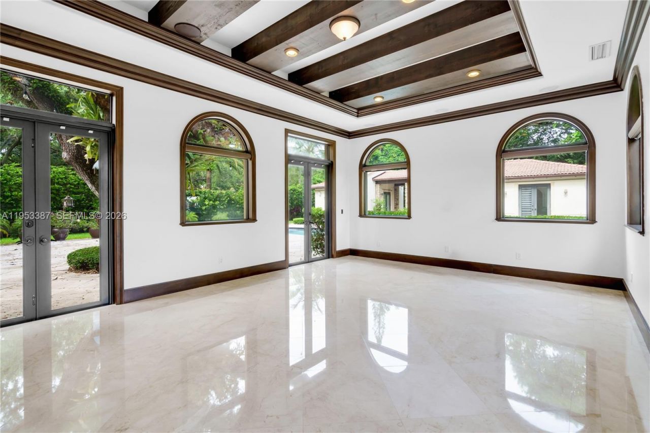 9801 SW 60th Ct, Pinecrest, FL 33156 Photo