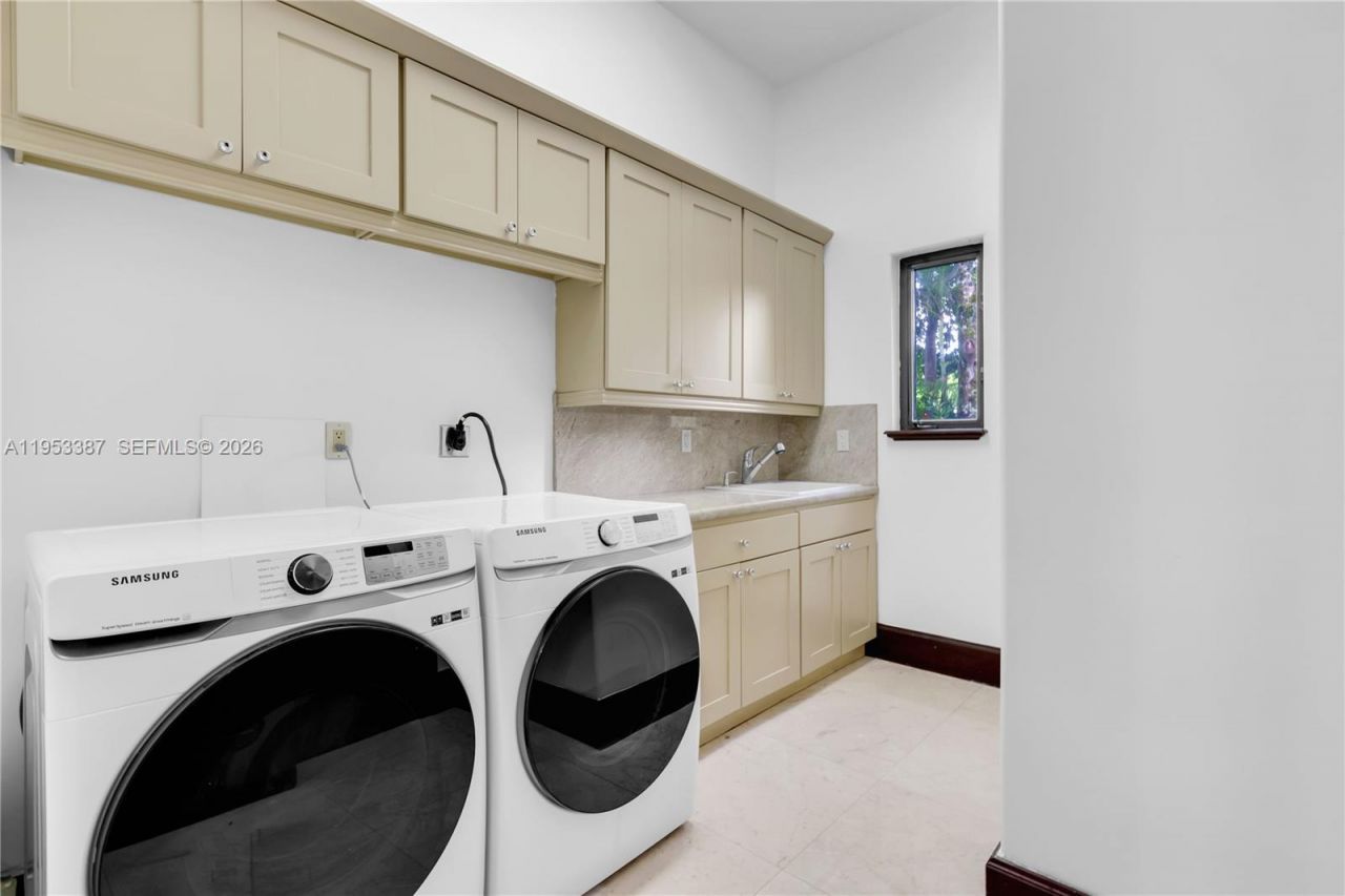 9801 SW 60th Ct, Pinecrest, FL 33156 Photo