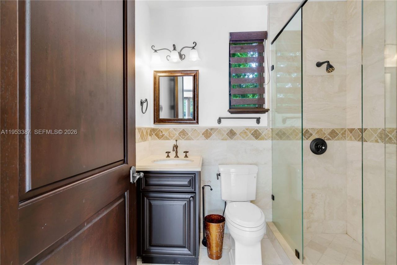 9801 SW 60th Ct, Pinecrest, FL 33156 Photo