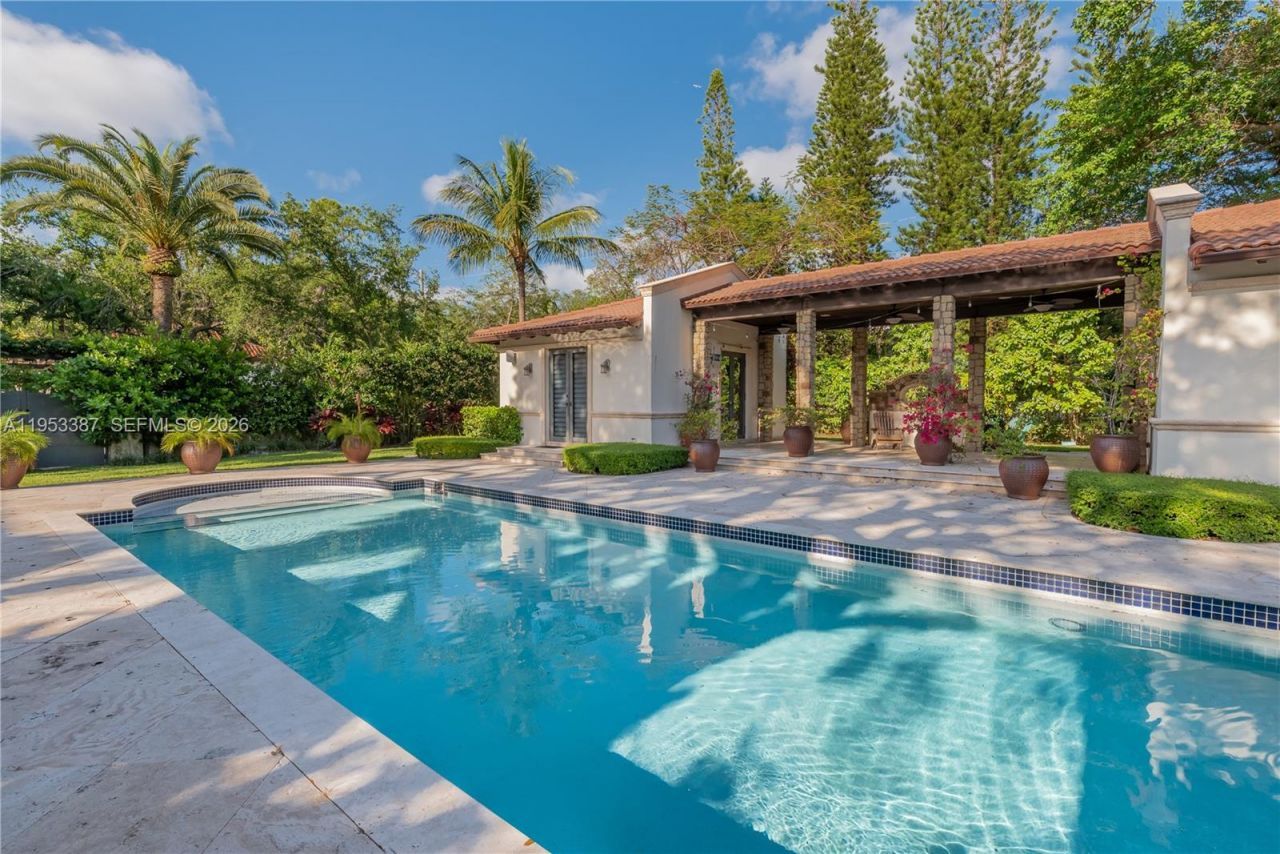 9801 SW 60th Ct, Pinecrest, FL 33156 Photo