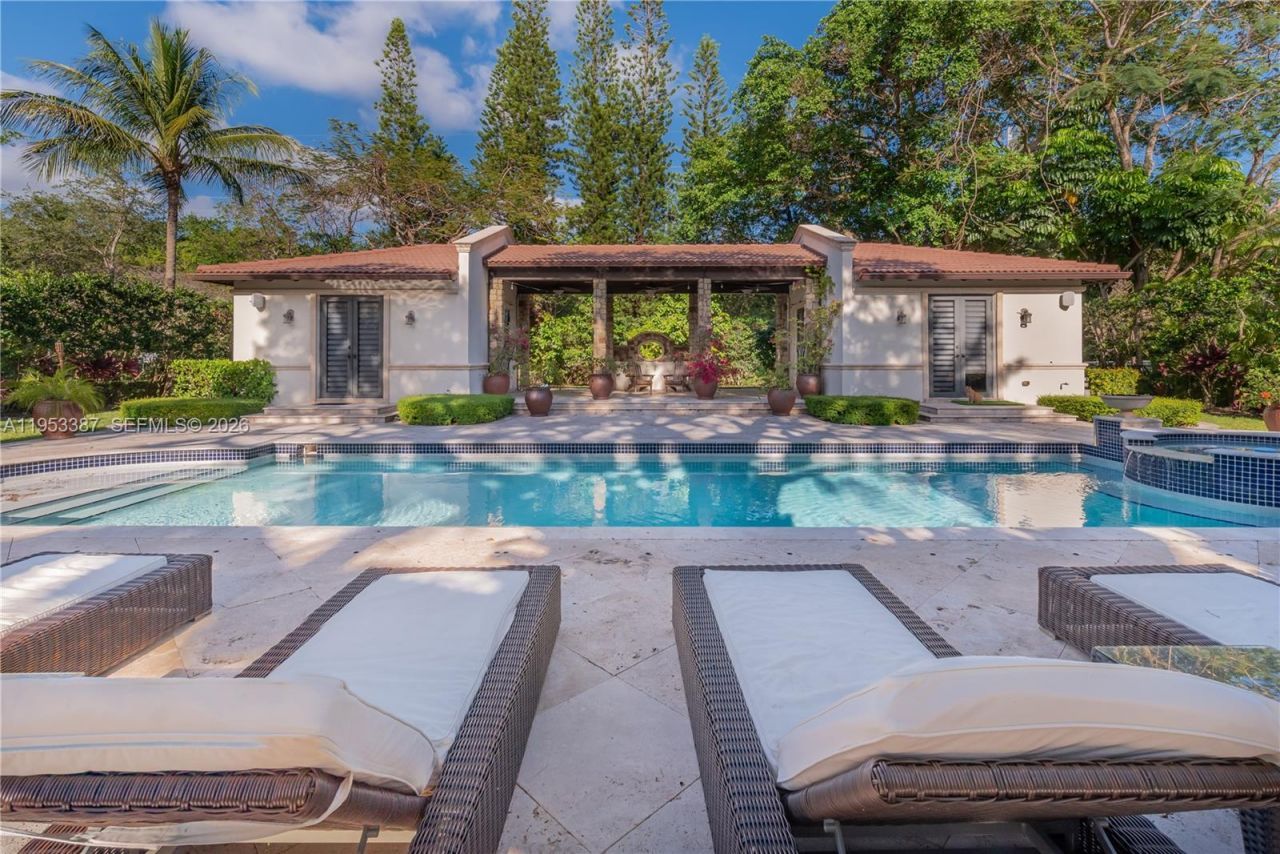 9801 SW 60th Ct, Pinecrest, FL 33156 Photo