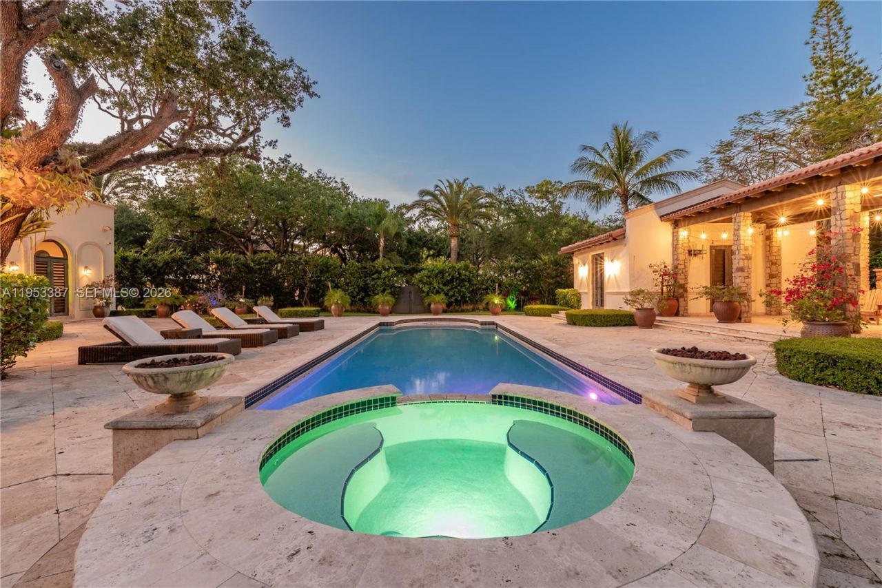 9801 SW 60th Ct, Pinecrest, FL 33156 Photo