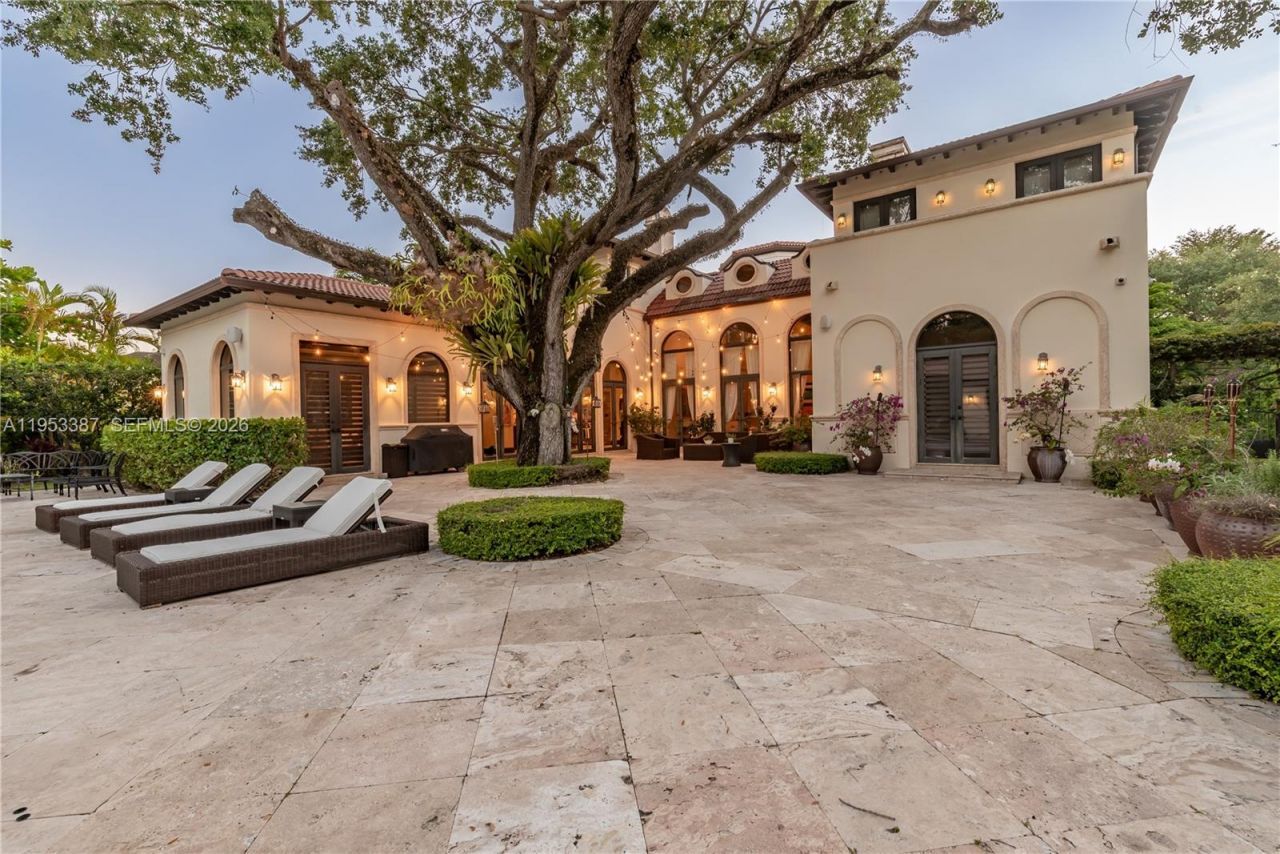 9801 SW 60th Ct, Pinecrest, FL 33156 Photo