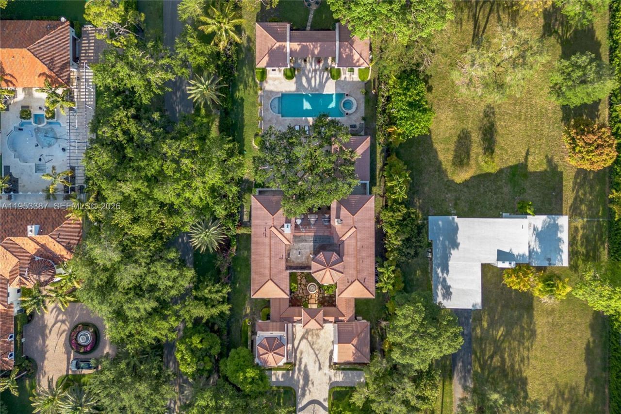 9801 SW 60th Ct, Pinecrest, FL 33156 Photo