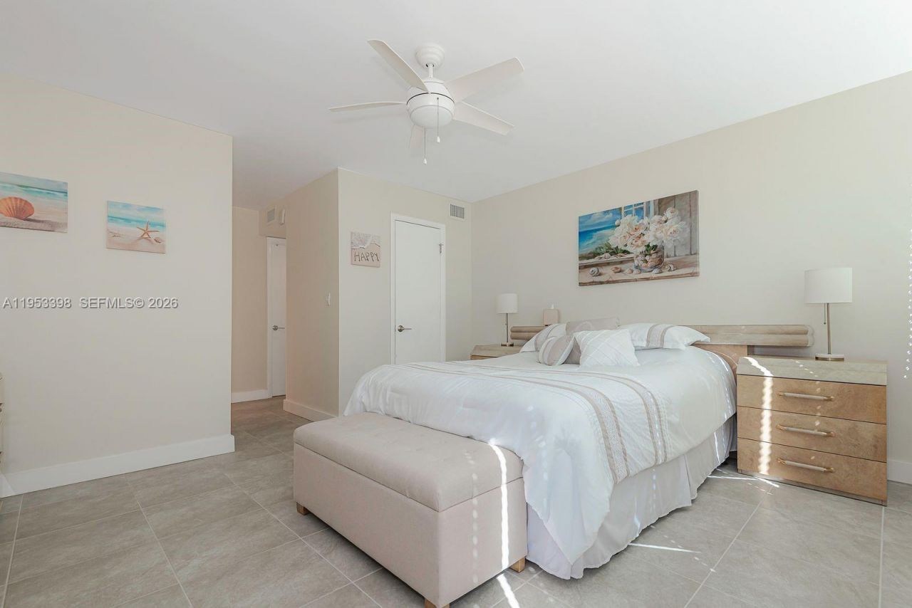 7135 Collins Ave, Unit 722, Miami Beach, FL 33141 Photo