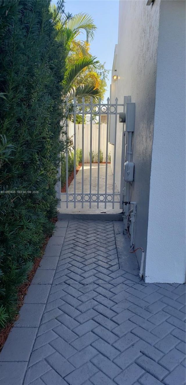 11242 SW 62nd Ln, Unit 11242, Miami, FL 33173 Photo