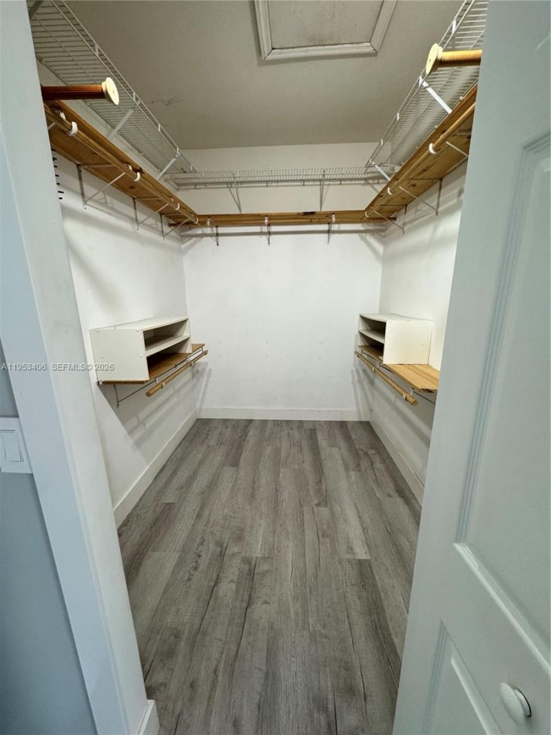 8778 NW 169th Ter, Miami Lakes, FL 33018 Photo