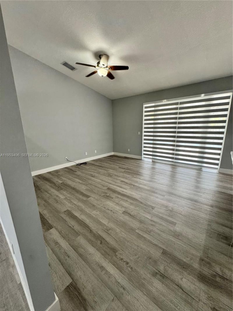 8778 NW 169th Ter, Miami Lakes, FL 33018 Photo