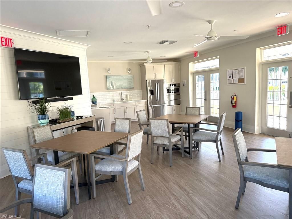 7670 Pebble Creek Cir, Unit 103, Naples, FL 34108 Photo
