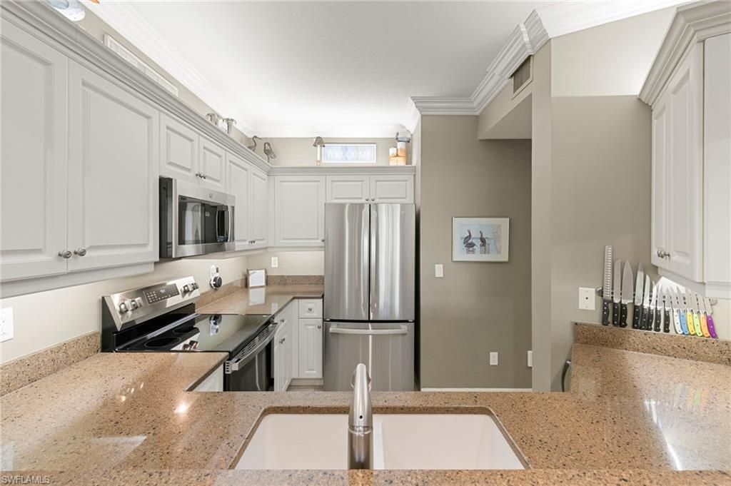 7670 Pebble Creek Cir, Unit 103, Naples, FL 34108 Photo