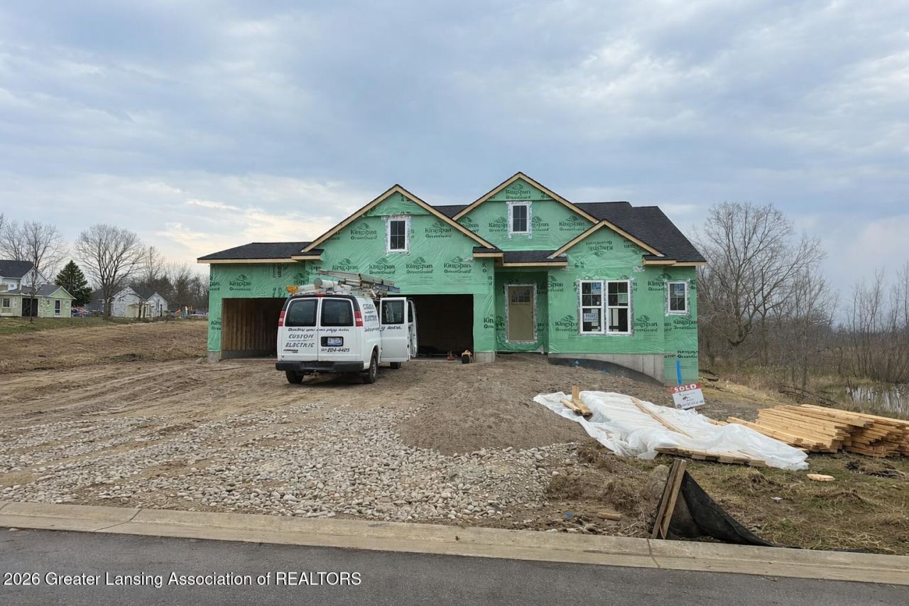 11233 Windswept Drive, Grand Ledge, MI 48837 Main Photo