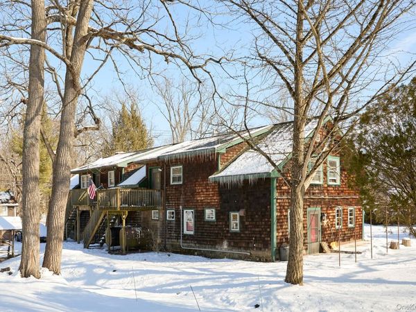 19 Roselawn Road, Central Valley, NY 10917