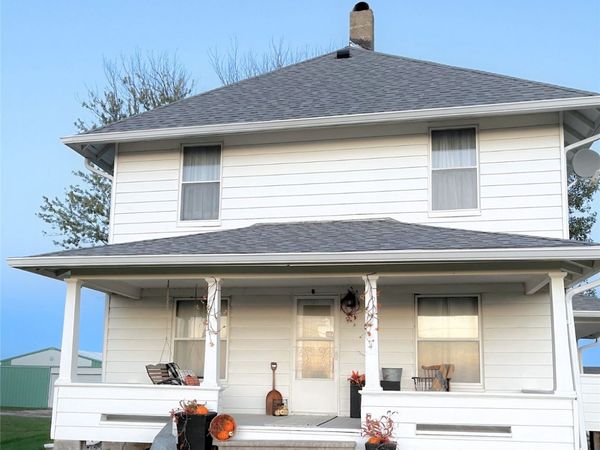 27048 500th Street, Chariton, IA 50049