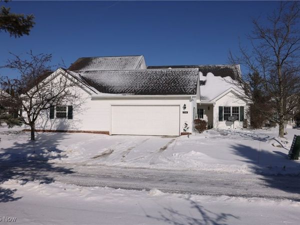 1740 Tanhollow Trail, Broadview Heights, OH 44147