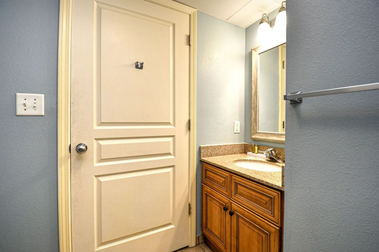 7100 N Ocean Blvd. Photo 17