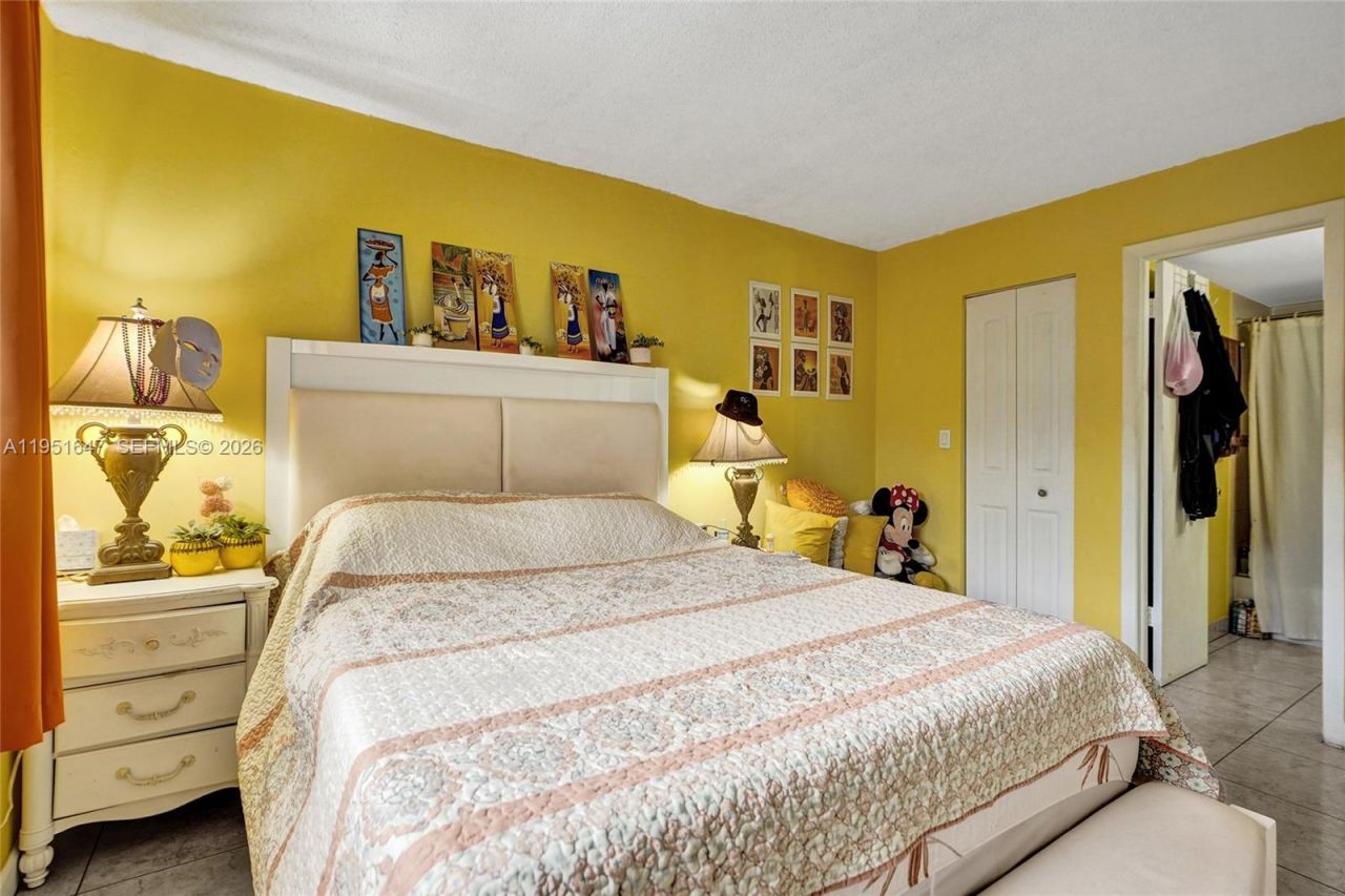 8145 NW 7th St, Unit 315, Miami, FL 33126 Photo