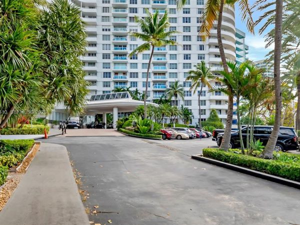 5151 Collins Ave , Unit 729, Miami Beach, FL 33140