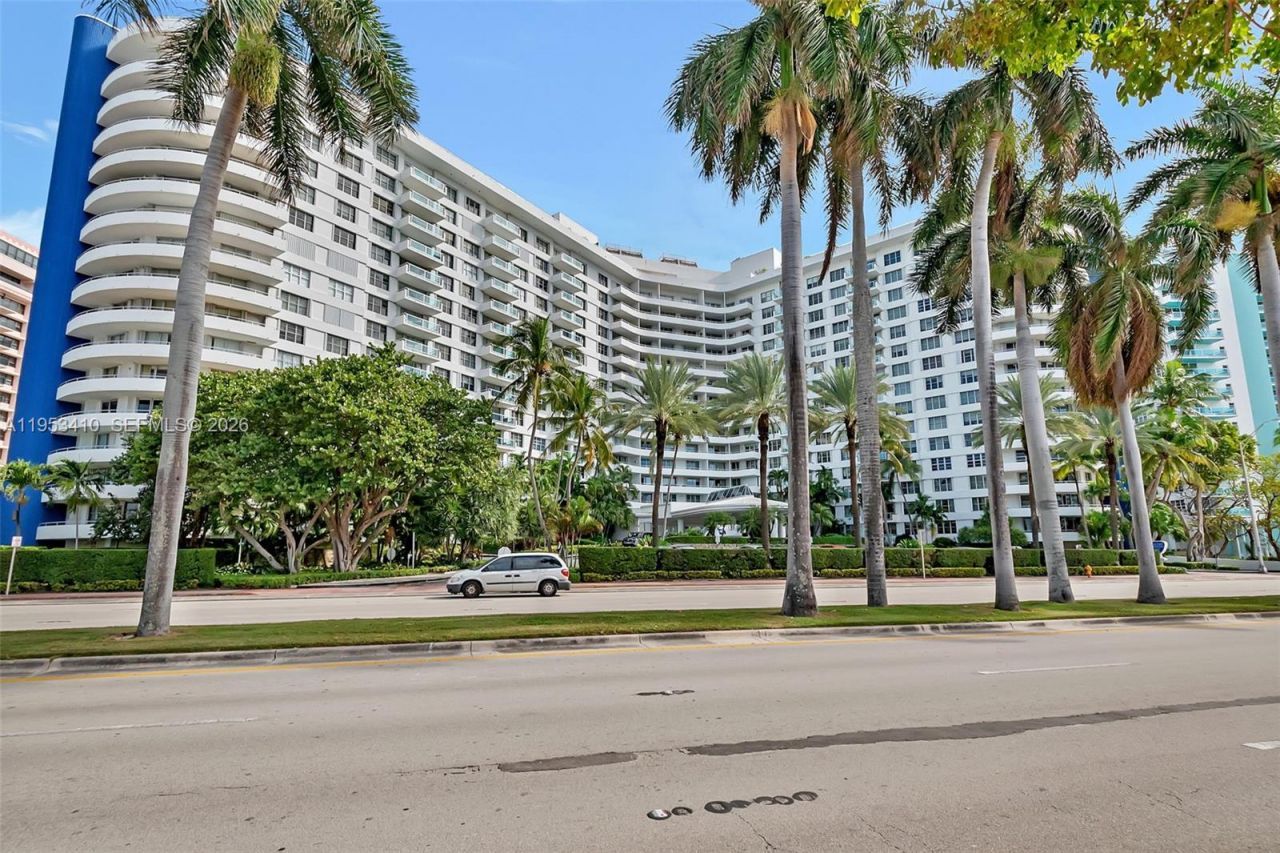 5151 Collins Ave , Unit 729, Miami Beach, FL 33140 Photo