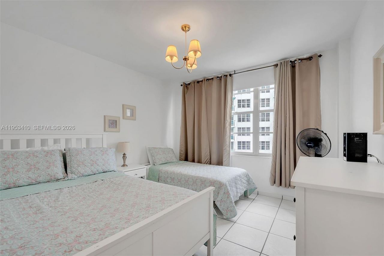 5151 Collins Ave , Unit 729, Miami Beach, FL 33140 Photo