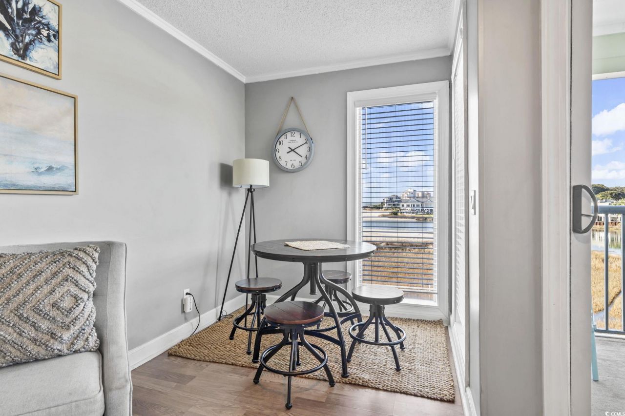 9400 Shore Dr. Photo 10