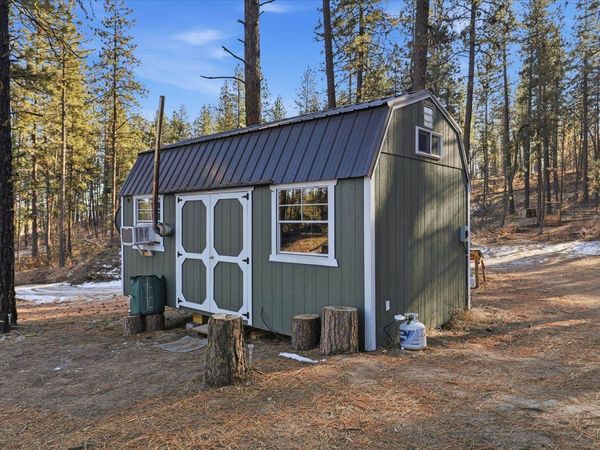 5511 W Glen Grove-Staley Rd, Deer Park, WA 99006