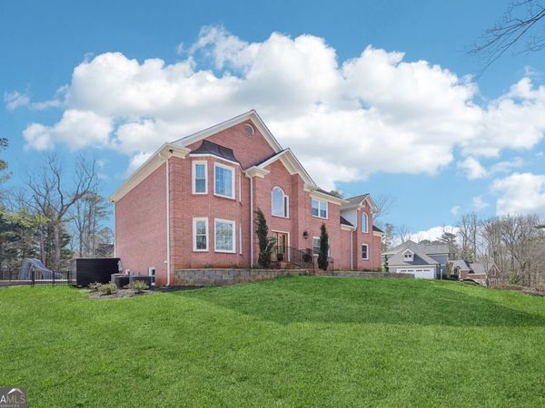 1600 Spring Arbor Court SW, Lilburn, GA 30047
