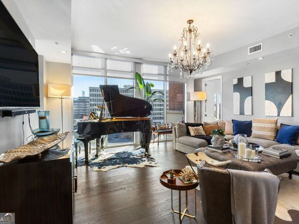 1820 Peachtree Road NW, Unit 402, Atlanta, GA 30309