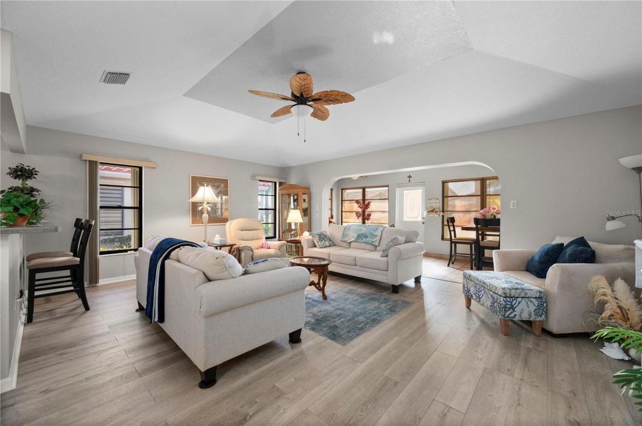 11365 SW Essex Drive, Lake Suzy, FL 34269 Photo