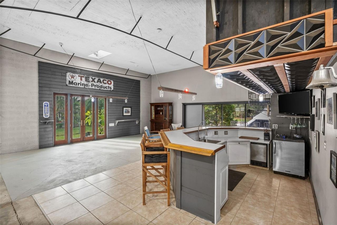 2129 W Tobago Circle, Fort Myers, FL 33905 Photo