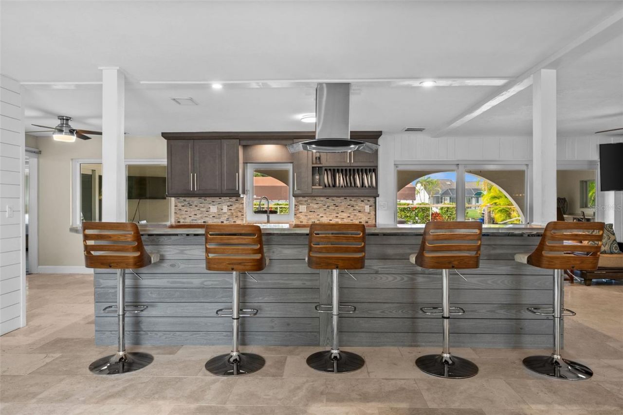 2129 W Tobago Circle, Fort Myers, FL 33905 Photo