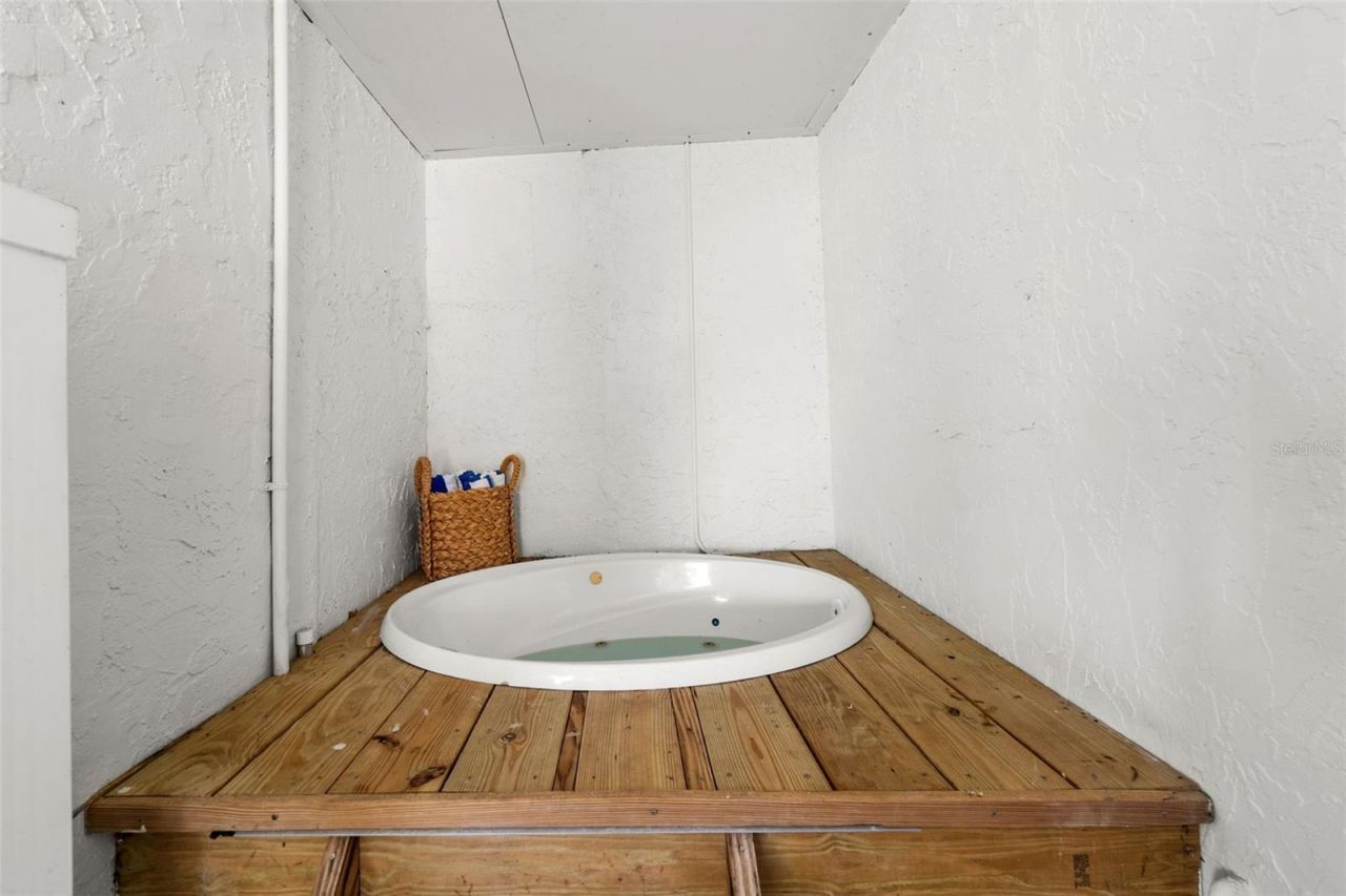 2129 W Tobago Circle, Fort Myers, FL 33905 Photo